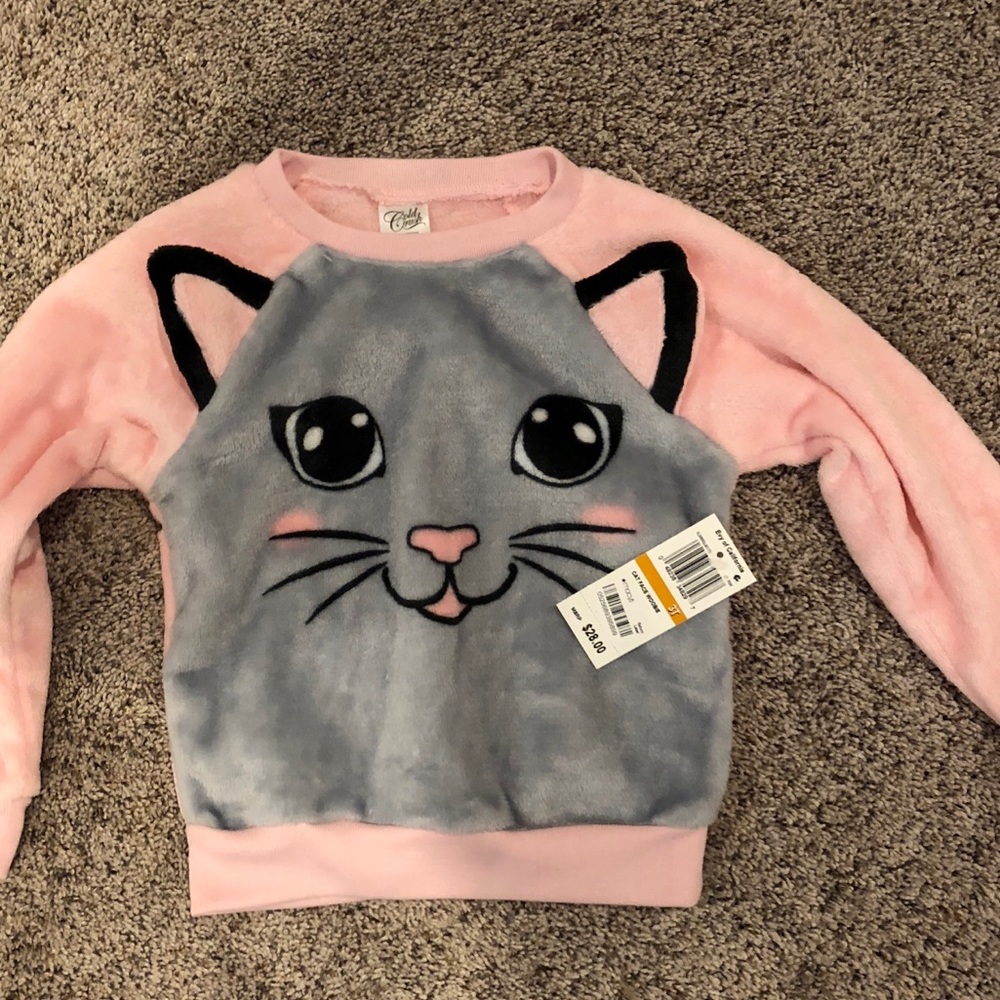 Fuzzy cat sweatshirt size 3T